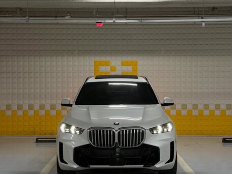 2025 BMW X5 40d IV (G05/G18) Рестайлинг, белый, 13510000 рублей, вид 2