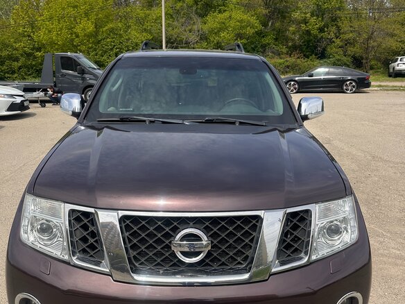 2011 Nissan Pathfinder III Рестайлинг, коричневый, 1850000 рублей