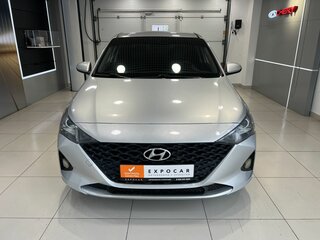 2021 Hyundai Solaris II Рестайлинг, серый, 1339000 рублей, вид 2