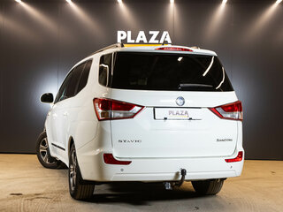 2014 SsangYong Stavic, белый, 1529000 рублей, вид 3