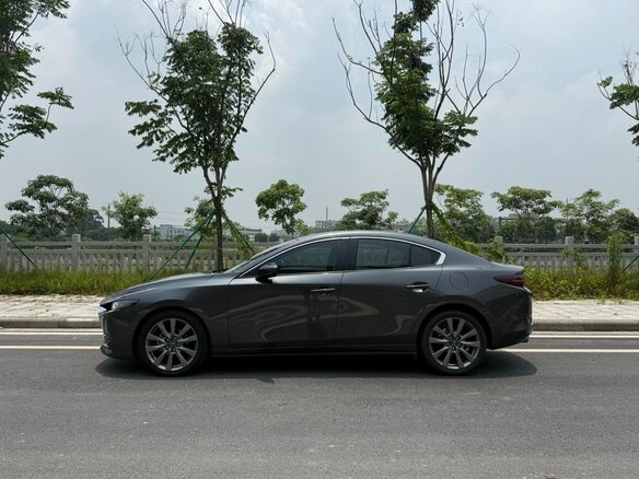 2022 Mazda 3 Axela IV (BP), серый, 1660700 рублей - вид 8