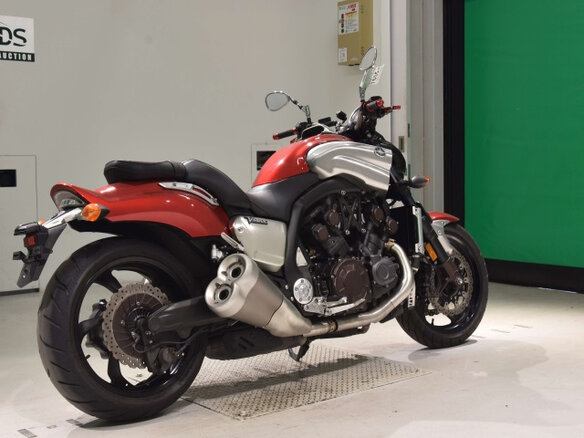 2013 Yamaha VMAX 1700, красный, 1460000 рублей - вид 4