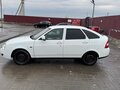 2015 Lada (ВАЗ) Priora I Рестайлинг, белый, 420000 рублей - вид 3