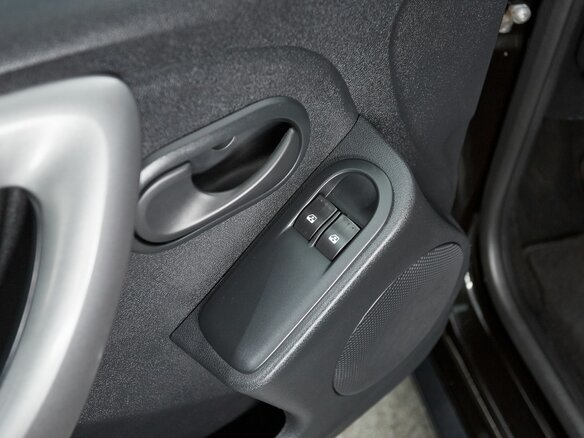 2014 Renault Duster I, чёрный - вид 9