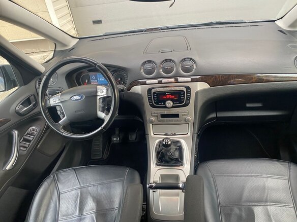 2007 Ford Galaxy II, серебристый, 980000 рублей - вид 17