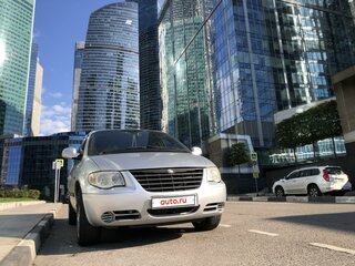 2004 Dodge Caravan 4-speed IV, серебристый, 730000 рублей, вид 4