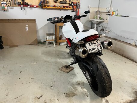 2011 Ducati Monster 796, белый, 590000 рублей, вид 2