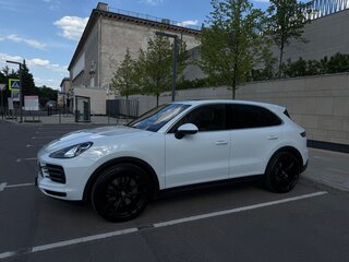 2019 Porsche Cayenne S III, белый, 9000000 рублей, вид 2
