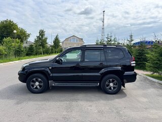 2008 Toyota Land Cruiser Prado 5-speed 120 Series Рестайлинг, чёрный, 2700000 рублей, вид 1