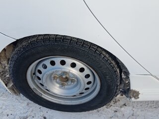 2002 Toyota Corolla Runx IX (E120, E130), белый, 550000 рублей, вид 5