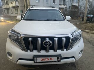 2014 Toyota Land Cruiser Prado 150 Series Рестайлинг 1, белый, 3400000 рублей, вид 3