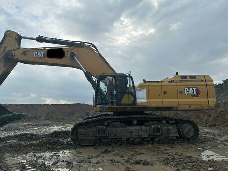 2021 Caterpillar 395, 37000000 рублей, вид 3
