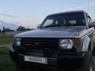 1992 Mitsubishi Pajero II, золотистый, 300000 рублей, вид 1