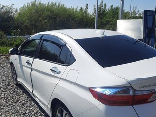 2015 Honda Grace I, белый, 1000000 рублей, вид 3