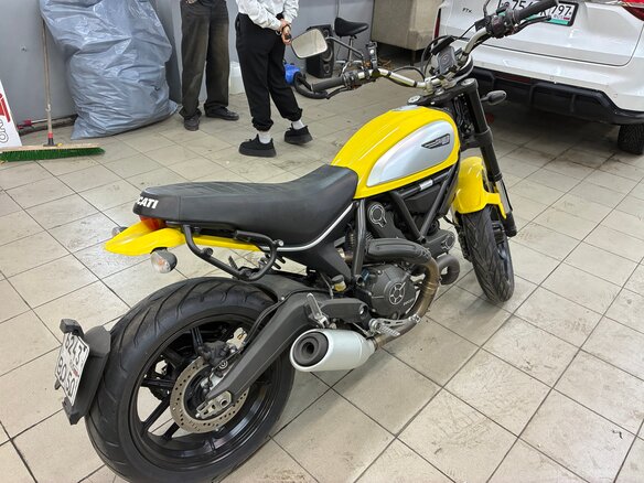 2015 Ducati Scrambler 800, жёлтый, 580000 рублей - вид 2
