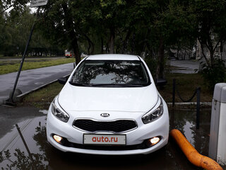 2015 Kia Ceed II, белый, 1350000 рублей, вид 1