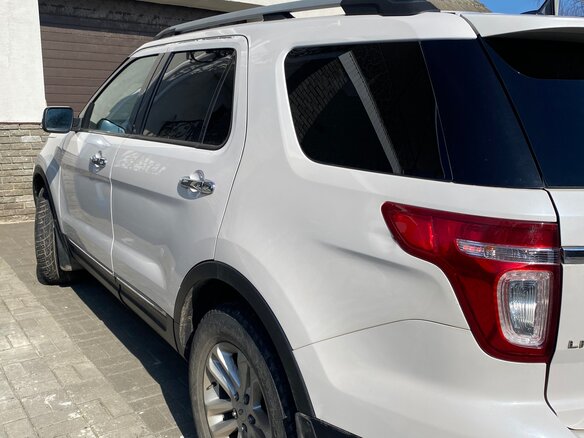 2013 Ford Explorer V, белый, 1500000 рублей - вид 2