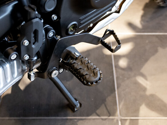 2025 Royal Enfield Himalayan, чёрный, 615000 рублей - вид 26