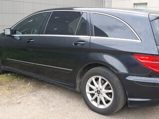 2007 Mercedes-Benz R-Класс 350 I Рестайлинг, чёрный, 900000 рублей, вид 5