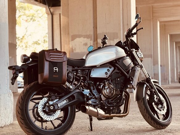 2019 Yamaha XSR700, серый, 699990 рублей - вид 1