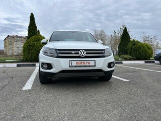2016 Volkswagen Tiguan I Рестайлинг, белый, 1530000 рублей, вид 4