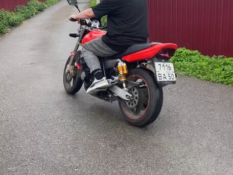 2001 Honda CB 400 Super Four, красный, 308000 рублей, вид 3