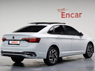2024 Volkswagen Jetta VII Рестайлинг, белый, 1455000 рублей, вид 3
