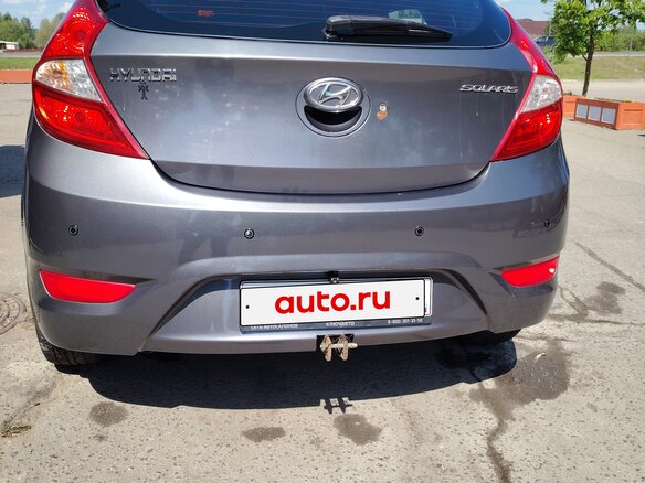 2012 Hyundai Solaris I, чёрный, 750000 рублей - вид 3