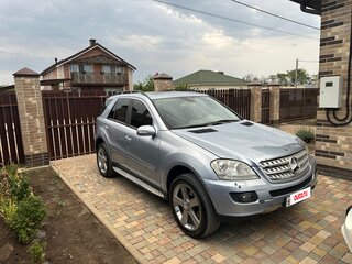2007 Mercedes-Benz M-Класс 350 II (W164), голубой, 1350000 рублей, вид 3