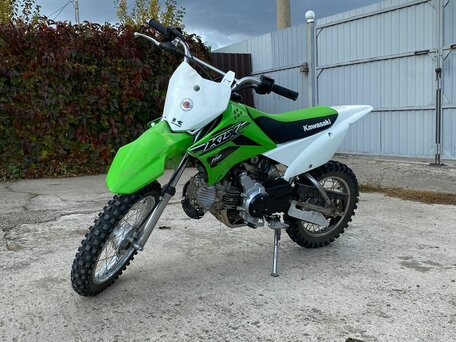 2019 Kawasaki KLX 110, зелёный, 350000 рублей, вид 3
