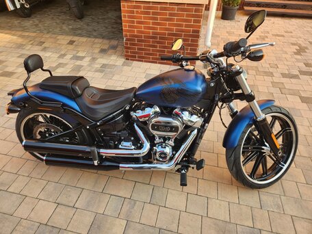 2017 Harley-Davidson Breakout, синий, 2650000 рублей, вид 5