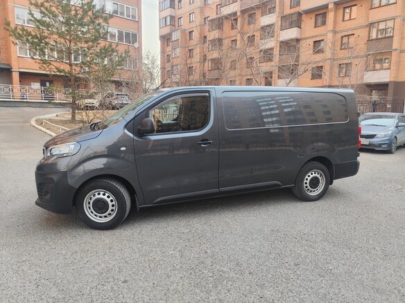 2018 Peugeot Expert, серый, 2000000 рублей - вид 1