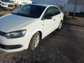 2015 Volkswagen Polo V, белый, 650000 рублей