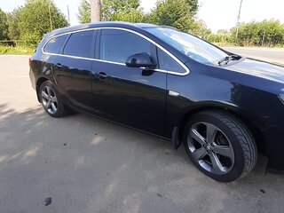 2011 Opel Astra J, чёрный, 820000 рублей, вид 3
