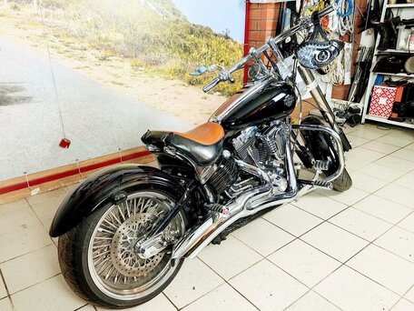2008 Harley-Davidson Rocker C, чёрный, 5000000 рублей, вид 3