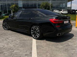 2018 BMW 7 серии Long M760Li xDrive VI (G11/G12), чёрный, 6700000 рублей, вид 4