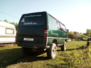 1993 Mitsubishi Delica III, зелёный, 850000 рублей, вид 4