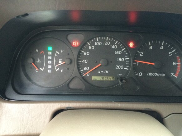 1999 Toyota Land Cruiser Prado 90 Series, бежевый - вид 1