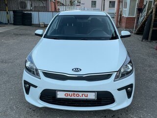 2017 Kia Rio IV, белый, 1290000 рублей, вид 1