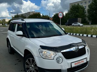 2012 Skoda Yeti I, белый, 640000 рублей, вид 2
