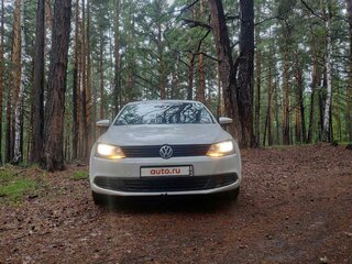 2014 Volkswagen Jetta VI, белый, 940000 рублей, вид 1