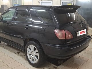 1999 Toyota Harrier I (XU10), чёрный, 700000 рублей, вид 4