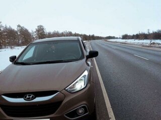 2015 Hyundai ix35 I Рестайлинг, коричневый, 1850000 рублей, вид 1