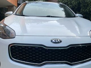 2017 Kia Sportage IV, белый, 2600000 рублей, вид 1