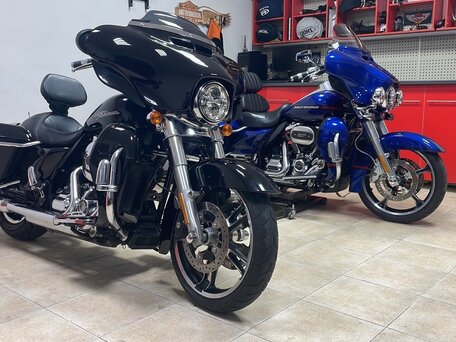 2014 Harley-Davidson Street Glide Special, чёрный, 1550000 рублей, вид 2