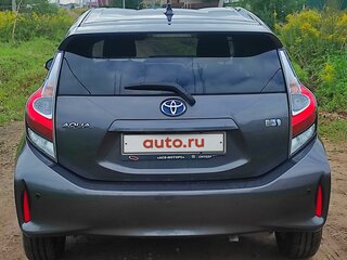 2019 Toyota Aqua I Рестайлинг 2, серый, 1250000 рублей, вид 5