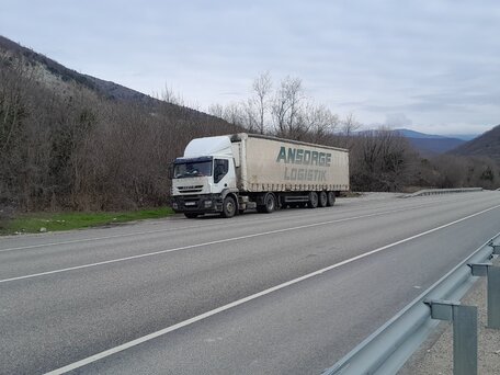 2011 Iveco Stralis, белый, 3000000 рублей, вид 4