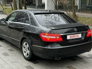 2009 Mercedes-Benz E-Класс 350 IV (W212, S212, C207), чёрный, 1310000 рублей, вид 4