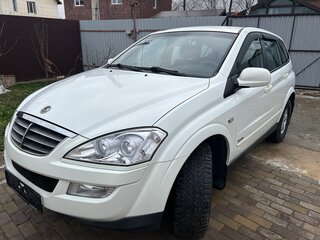 2014 SsangYong Kyron I Рестайлинг, белый, 980000 рублей, вид 3