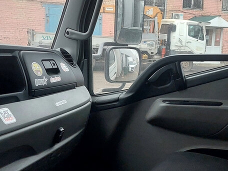 2019 Fuso (Mitsubishi) Canter, белый, 3700000 рублей, вид 2